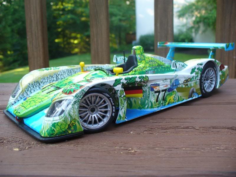 Spark 1:18 Audi R8 Le Mans - DiecastSociety.com